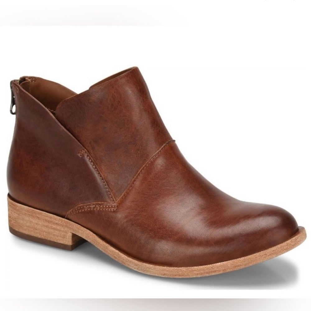 KORK-EASE Women’s Ryder Ankle Bootie Rum brown back zipper, size 7